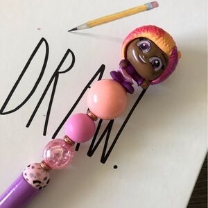 Disney Doorables: Wreak it Ralph: Taffy Vine handmade beaded pen